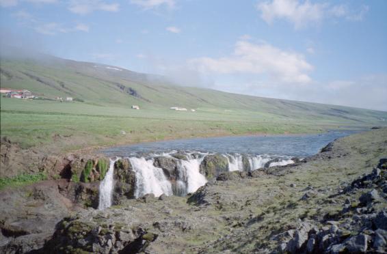 The waterfall running into the gorge